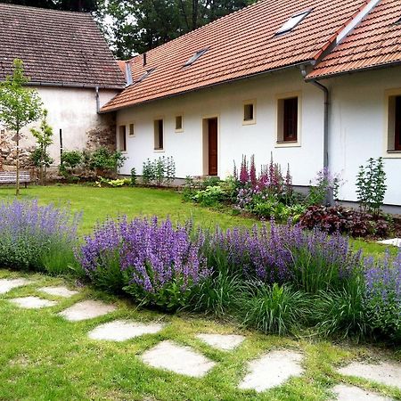 Veverci Dvur Hotel Rosec Luaran gambar