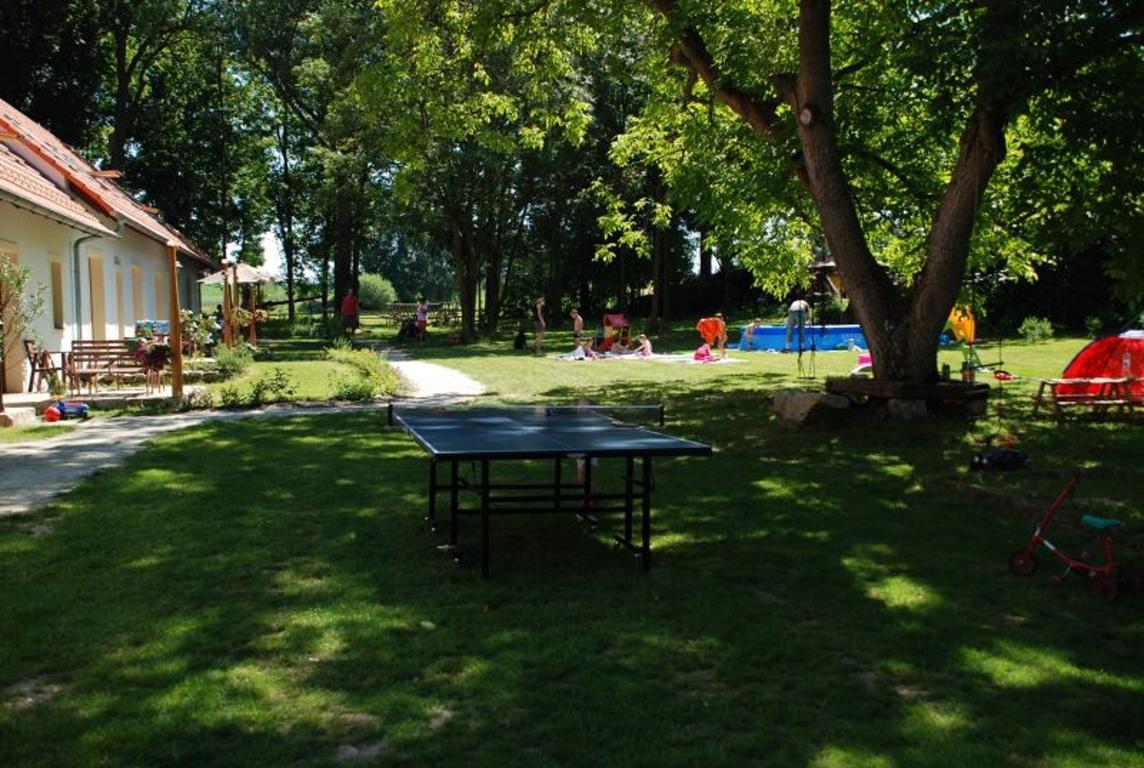 Veverci Dvur Hotel Rosec Luaran gambar